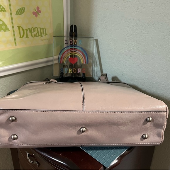 NWT Patricia Nash Women's Shoulder Bag - Light Taupe Poppy Tote in Stone - Picture 5 of 6